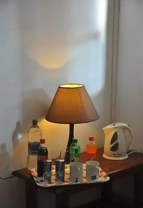 Economy Büyük Yataklı Tek Kişilik Oda, Ortak Banyo, Bahçe Manzaralı