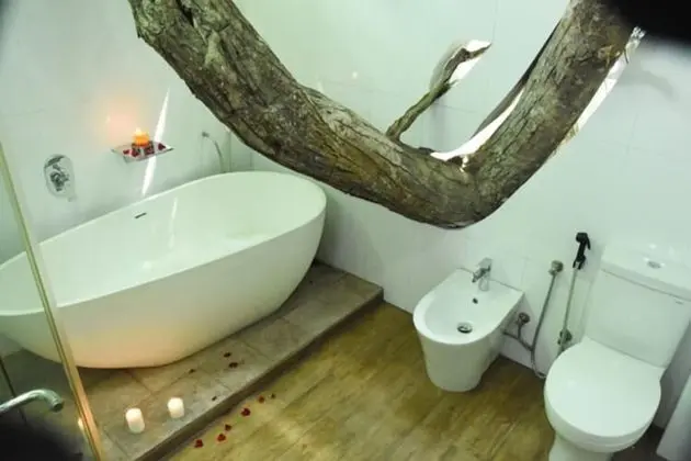 Honeymoon Tek Büyük Yataklı Oda