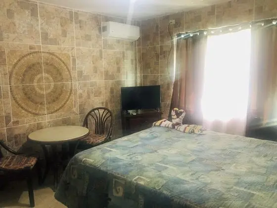 Standard Oda, 1 Büyük (Queen) Boy Yatak, Şehir Manzaralı