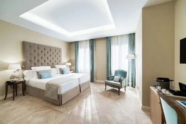 Design Üç Kişilik Oda