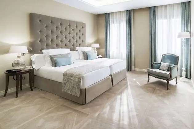 Design Üç Kişilik Oda