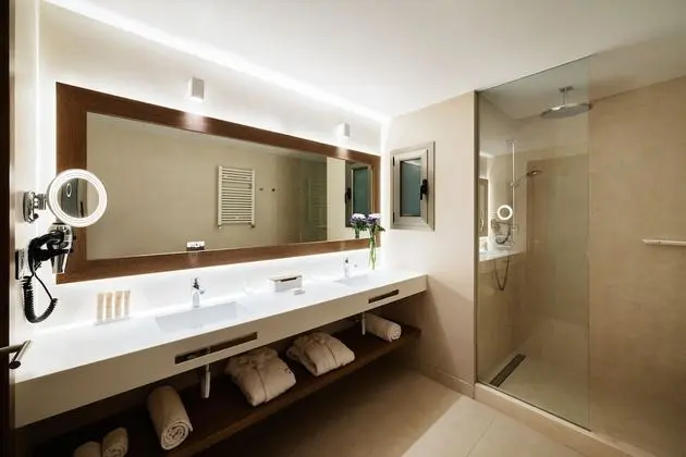 Design Üç Kişilik Oda