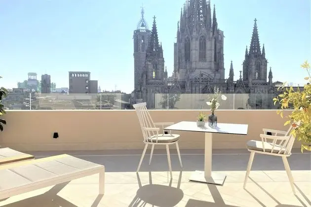 Superior Oda, Teras (Cathedral View)