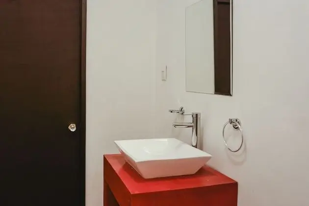 Tek Büyük Yataklı Oda, 2 Çift Kişilik Yatak