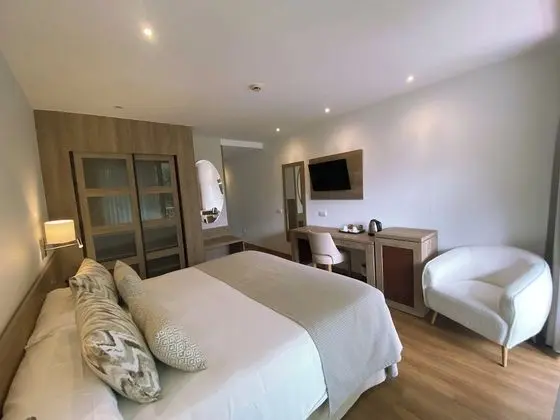 Comfort Büyük Yataklı Tek Kişilik Oda