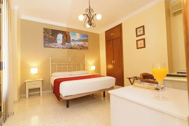 Panoramic Tek Büyük Yataklı Oda
