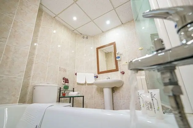 Panoramic Tek Büyük Yataklı Oda