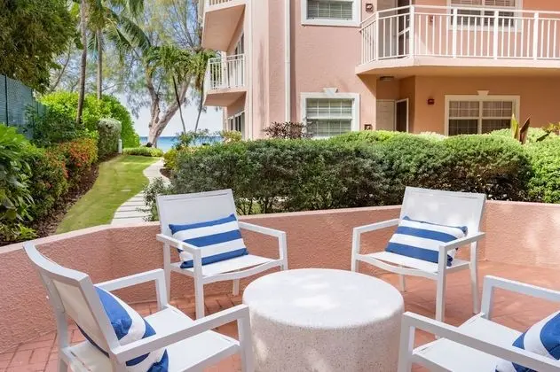 Condo 3 bedroom, Partial Ocean View