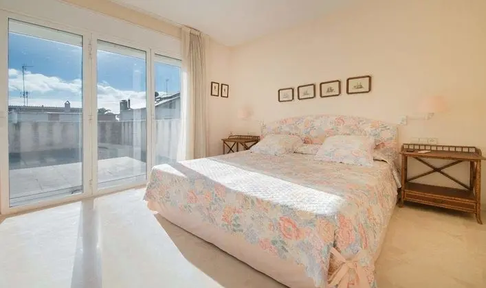 Apart Daire, 5 Yatak Odası