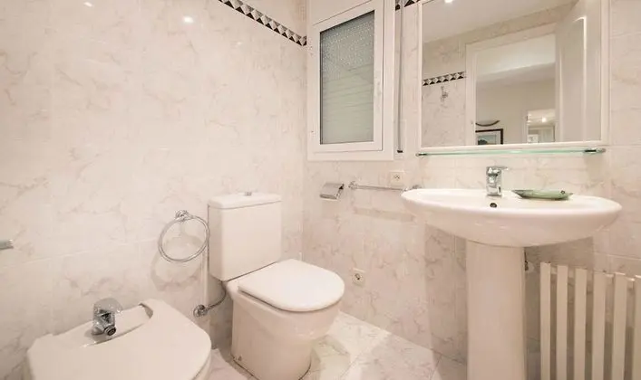 Apart Daire, 5 Yatak Odası