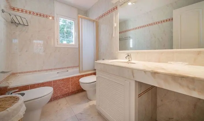 Apart Daire, 5 Yatak Odası