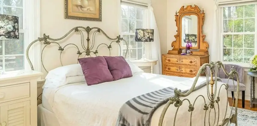 Primrose Room