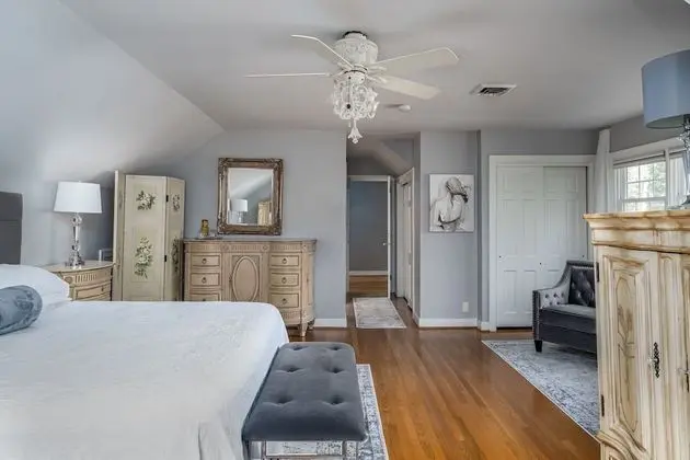Rhododendron Suite
