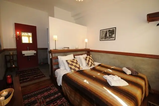 Room 3 - With private bathroom outside - Second Floor