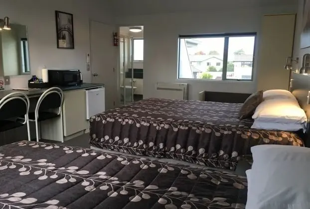Stüdyo, Dağ Manzaralı