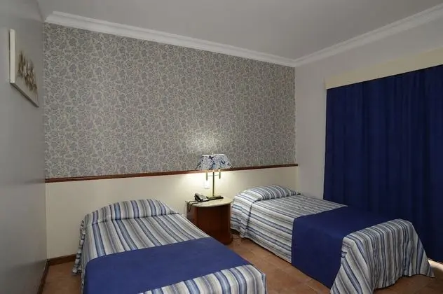 İki Ayrı Yataklı Oda