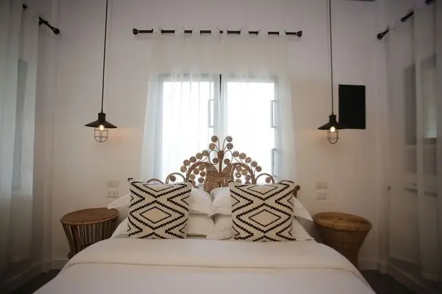 Oda, 1 Büyük (Queen) Boy Yatak