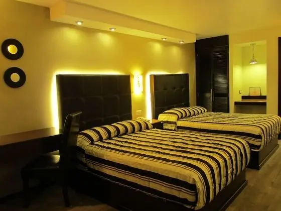 Room 2 Camas Matrimoniales