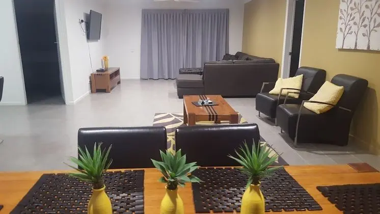 Family Villa, 3 Yatak Odası, Havuz Kenarı