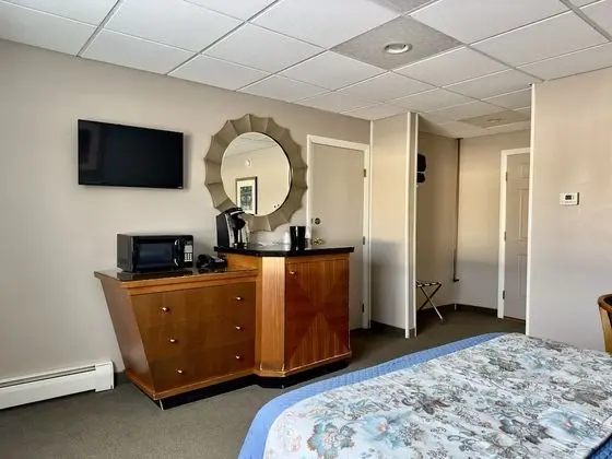 Oda, 1 Büyük (Queen) Boy Yatak