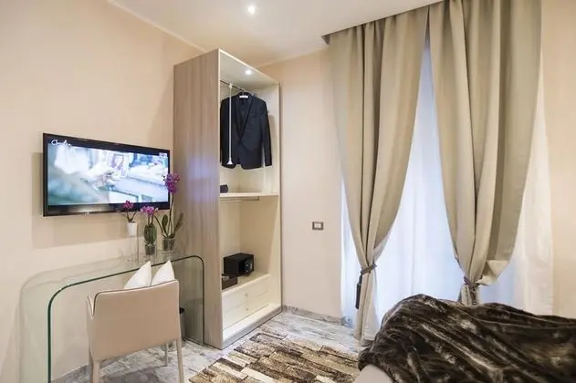 Tek Büyük Yataklı Oda