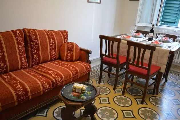 Apart Daire, Birden Çok Yatak, Sigara İçilmez