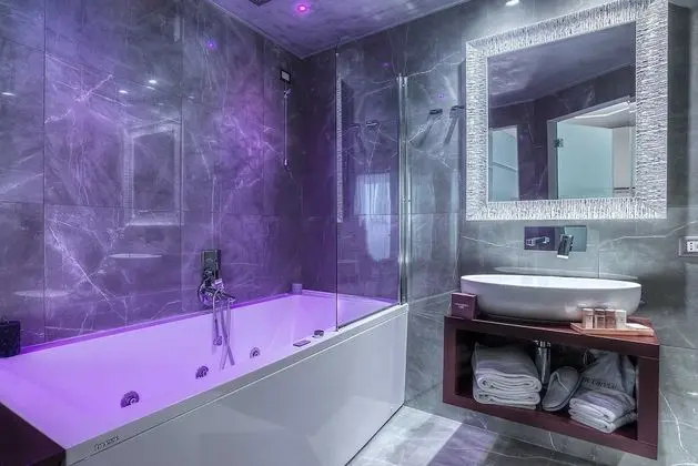 Romantic Tek Büyük Yataklı Oda, Jakuzi