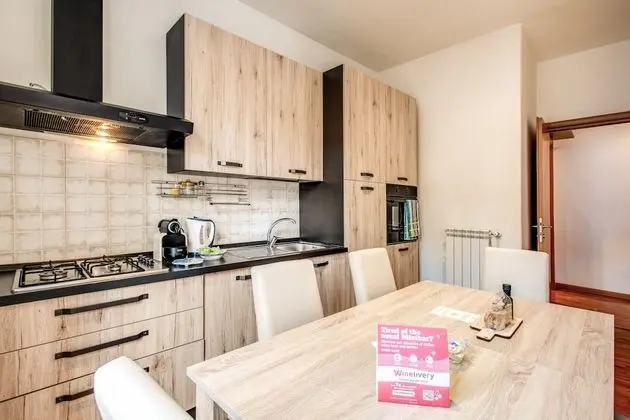 Apart Daire, 1 Yatak Odası, Mutfak (Via Monza 12)