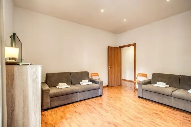 Apart Daire, 1 Yatak Odası, Mutfak (Via Monza 12)