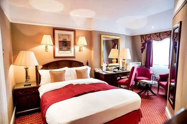 1 Çift ​​kişilik Yatak Club