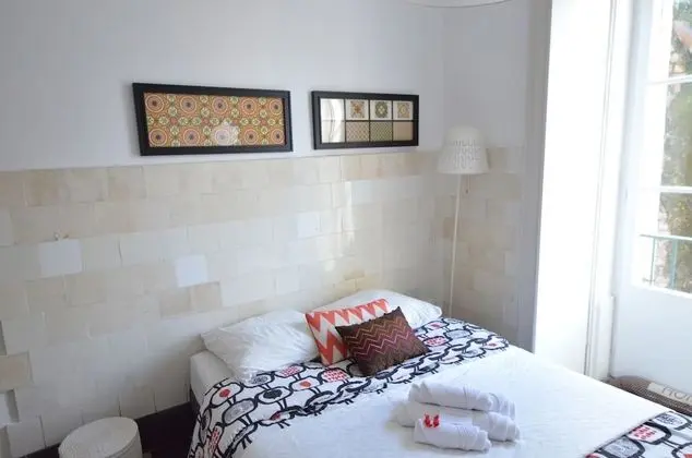 Tek Büyük Yataklı Oda, Ortak Banyo (Lighty)