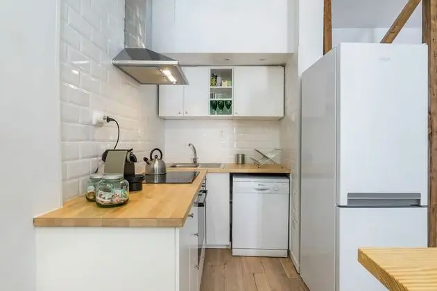 Tek Kişilik Oda, Ortak Banyo (Bright)