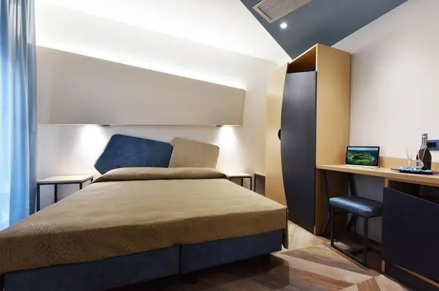 Standard Tek Büyük veya İki Ayrı Yataklı Oda