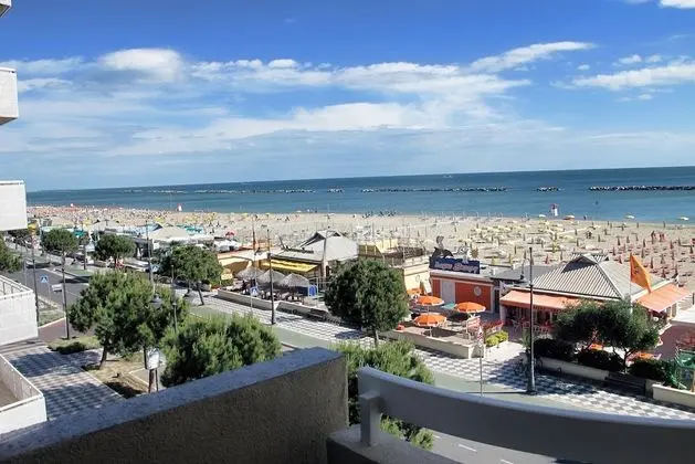 Tek Büyük Yataklı Oda, Balkon, Deniz Manzaralı
