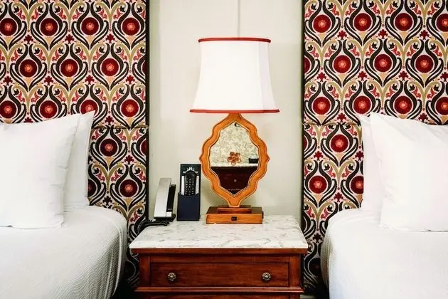 Classic Oda, 2 Büyük (Queen) Boy Yatak