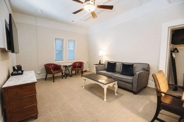 Premier Oda, 1 En Büyük (King) Boy Yatak ve Çekyat