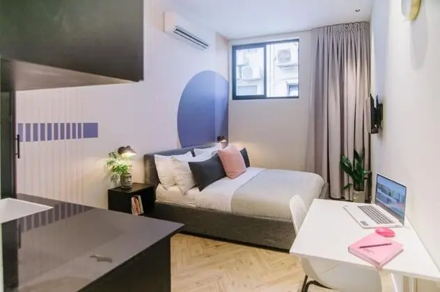 Studio Apartment