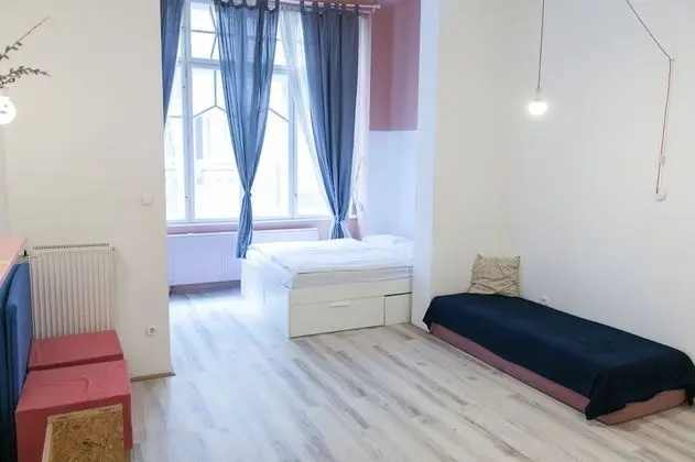 City Stüdyo, 1 Büyük (Queen) Boy Yatak ve Çekyat