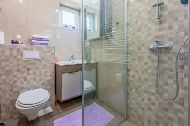 Apart Daire (Colorful - modern Apartments - A2 lju)