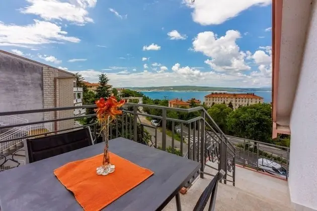 Apart Daire (Colorful - modern Apartments - A2 lju)