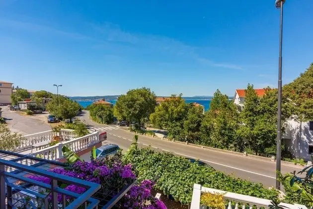 Apart Daire (Colorful - modern Apartments - A7 roz)