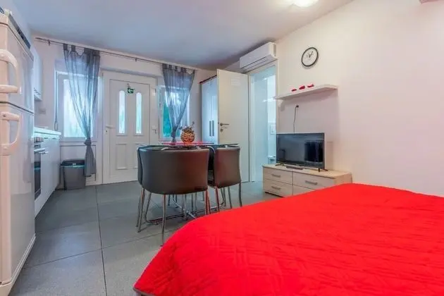 Stüdyo (Colorful - modern Apartments - SA4 cr)
