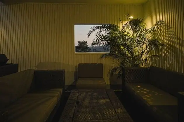 Luxury Villa (Forest)
