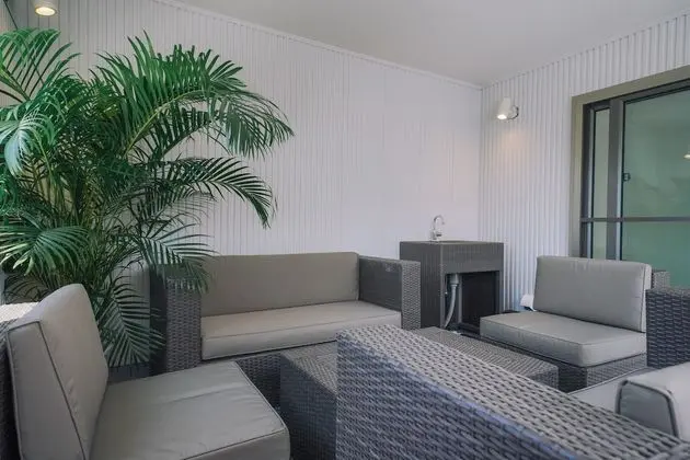 Luxury Villa (Forest)