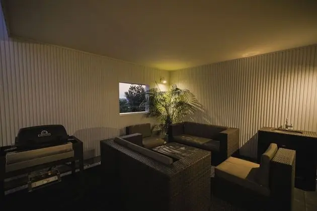 Luxury Villa (Japanesque)