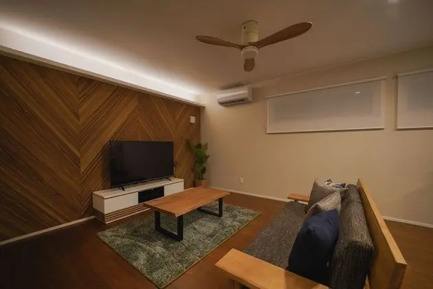 Luxury Villa (Sand)