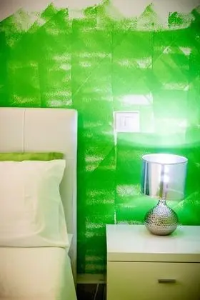 Tek Büyük Yataklı Oda (Verde)