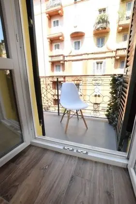 Üç Kişilik Oda, Balkon, Şehir Manzaralı