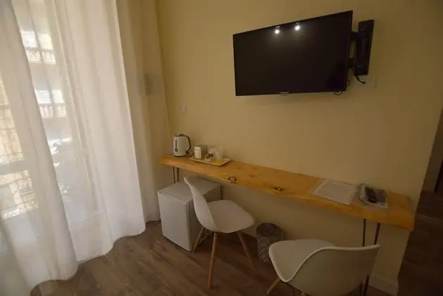 Üç Kişilik Oda, Balkon, Şehir Manzaralı
