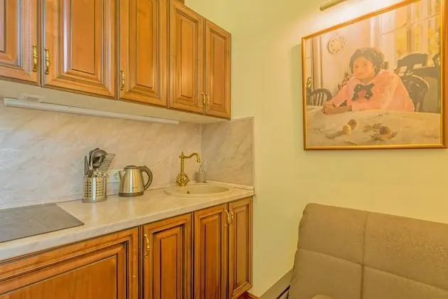 Stüdyo, 1 Çift Kişilik Yatak ve Çekyat, Küçük Mutfak (Serov)